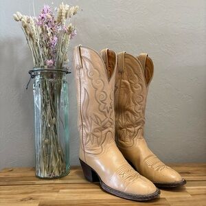 Vintage Hondo Cowboy Boots Women’s 6A – Tan Leather Western Boots